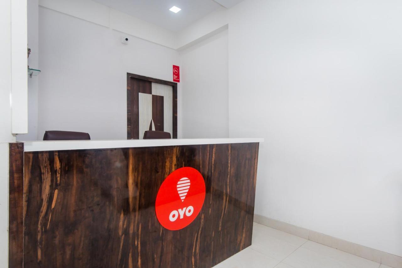 Oyo 13660 Cliff Hanger Bombay Exterior foto